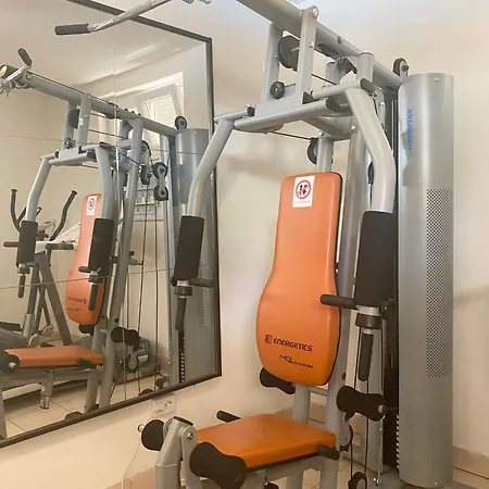 沃迪切麦伦公寓 沃迪切